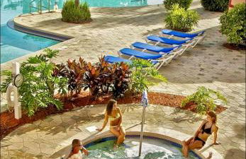 Balcony King Suite - Lake & Pool view - Foto 53