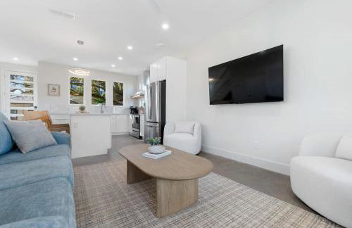 Sunset Cove 2 - Heated Pool - Sea Views - Walkable - Photo 13