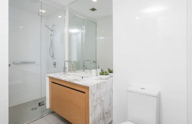 Luxury Beachfront Stay in Kirra - Photo 18