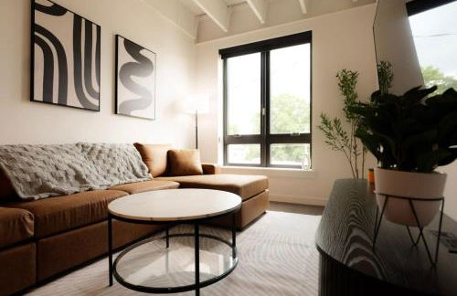 Above The Roots - Sophisticated 1BD Retreat - Photo 1