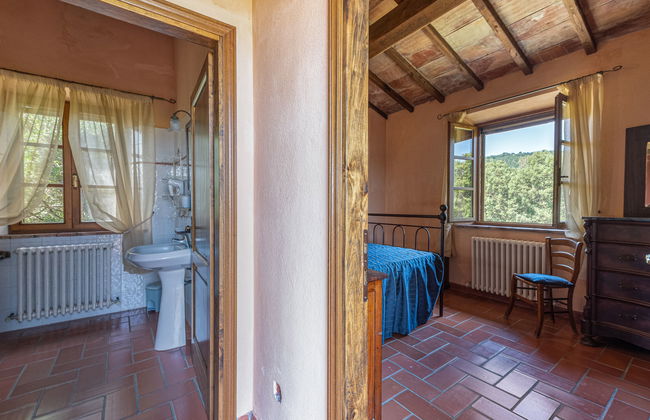 2 bedroom House in Cinigiano with private pool and garden - Photo 21