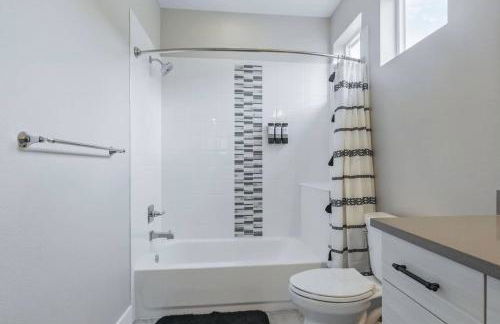 3br W King Bed, Sauna, Parking-6 Min To Olde Town - Foto 52