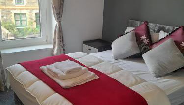 Contemporary and Spacious Home - Foto 4, towels