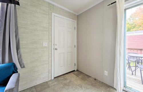 Cassopolis Cabin, Private Deck and Lake Access! - Foto 4