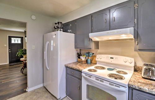 Greers Ferry Home with Yard, Less Than 1 Mi to Marina! - Foto 9