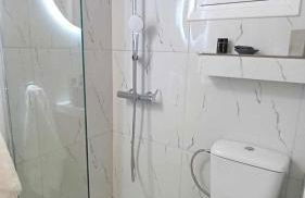 Lily's modern apartment downtown Skala - Foto 17