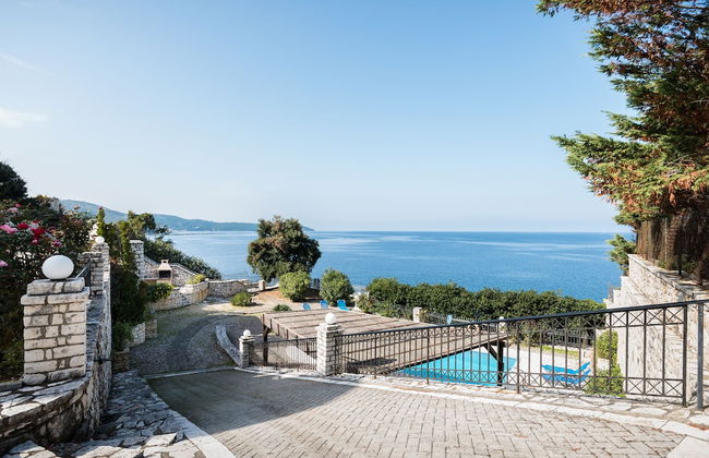 Four-Bedroom Villa Alexandros - Photo 16