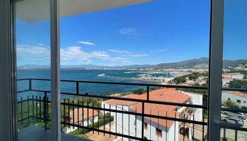 Precioso apartamento con vistas espectaculares de la Bahia Roses AV-48 - Foto 1