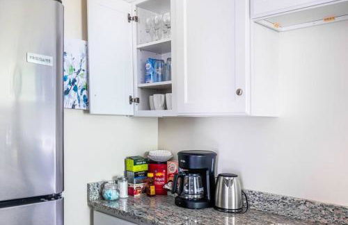 *Cool Crib * King Bed * Long Term Stays * Duke* - Foto 13