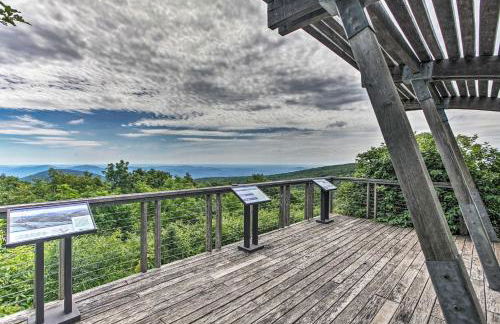 Wintergreen Resort Vacation Rental with Balcony! - Foto 26