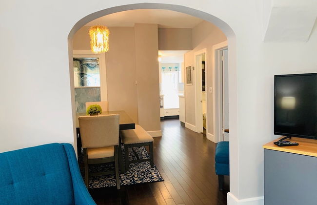 The Cottage! Chic Bungalow Near Old Town Square! - Foto 7