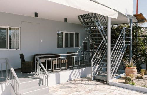 Ste's house at Macedonia Airport - Photo 20