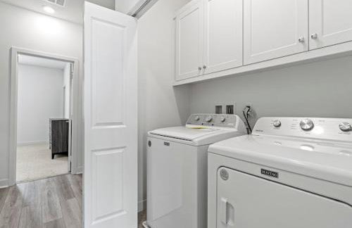 Beautiful Irvine Grand Park Community Cozy and Comfortable Home - Photo 20