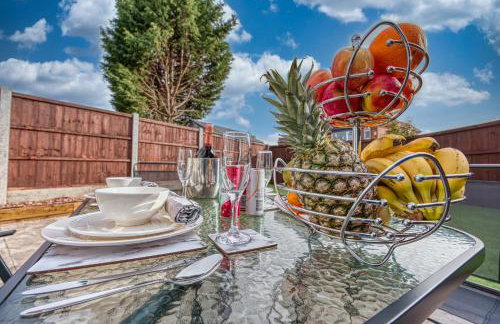 Stylish House - B'ham Airport and NEC, JLR Solihull, Business & Leisure Stays - Aspen House - Photo 18