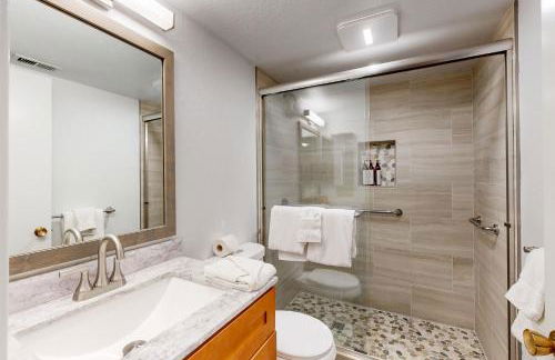 2 Bed 2 Bath Apartment in Carnelian Bay - Foto 25