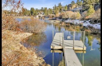 Luxe Lakefront with Hot Tub, Fire Pit, Game Room, Boat Dock - Foto 56