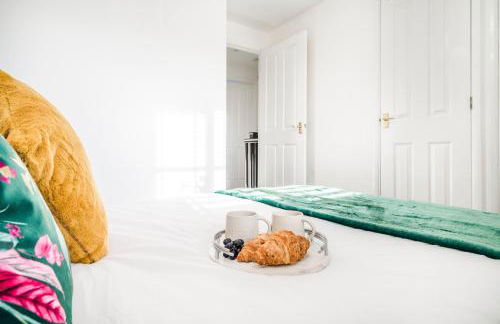 Free parking, Private Garden and Netflix, Charming Elegant 2 bedroom House Nottingham - Photo 26