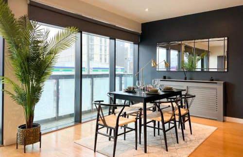 Lovely 2 Bed Duplex Apartment with Hydro Views - Photo 4