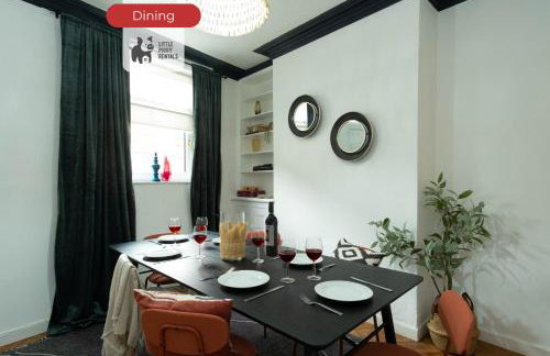 2 Bedroom Home with WiFi, Private Yard and Street Parking - Foto 7