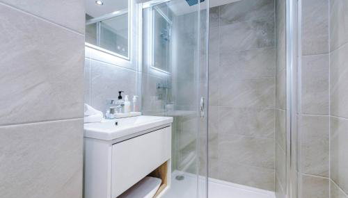 Old Town Hull Apt 1 - King or Twin - Marina Nearby - Foto 4