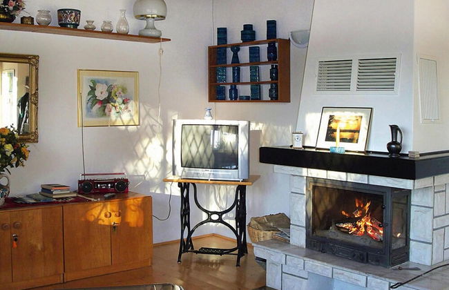 Beautiful Holiday Home in Zawory With Terrace - Photo 12