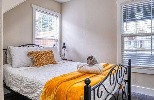 4BR Victorian Walk to UC Davis & Shriner Med Cen - Foto 18