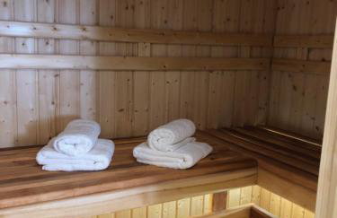 Family & Business Sauna Apartments No1 Leśny nad Zalewem Cedzyna Unikat - 3 Bedroom with Private Sauna, Bath with Hydromassage, Terrace, Garage, Catering Options - Foto 11