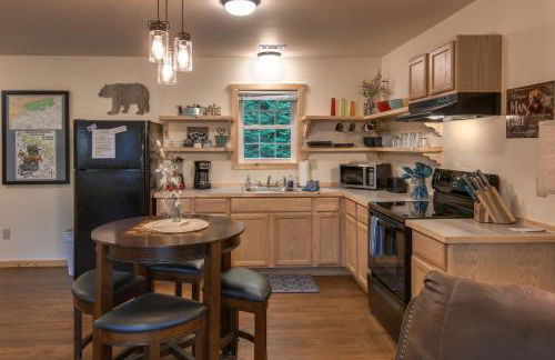 Cozy Smoky Mtn Cabin Pointing to Fun and Relaxation - Foto 18