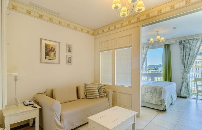 Confortáveis Studios no IL Campanario Resort ILCJR - Photo 79