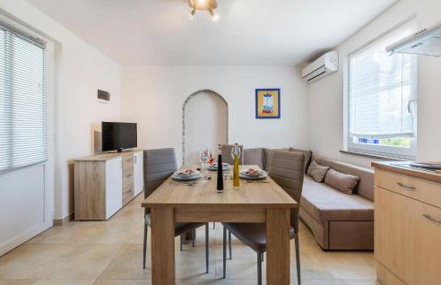 Stunning Apartment In Trget - Foto 6