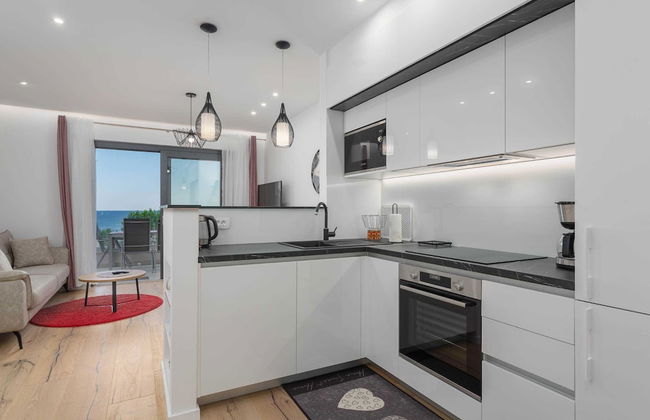 Luxury Beachfront Krk Apartments With Terrace - Photo 7