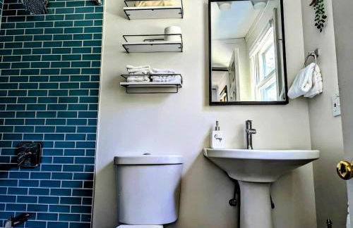 Stunning Oceanfront Ranch Cottage with Private Beach & Fire Pit Near Acadia National Park, Gouldsboro Maine - Foto 35