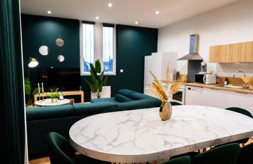 Grand loft familial 4 chambres avec parking privé - Foto 2