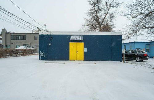 Indigo Cove Modern Studio near Historic Uptown - Foto 6