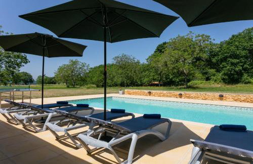 Luxury 3 Bed Home with Heated Swimming Pool Air Con and Boules Pitch - Foto 13