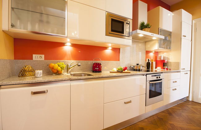 Filip Palace Luxurious Apartment - Photo 18