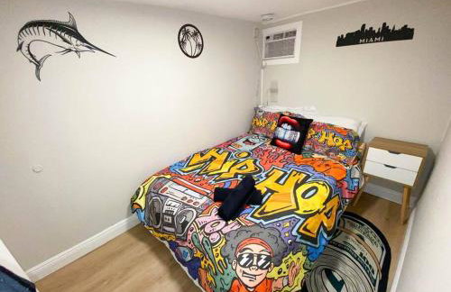 Unique Miami Art Escape w/ HotTub, Arcade & Murals - Foto 9