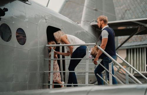 Antonov im Garten – Flugzeug-Ferienwohnung - Foto 10