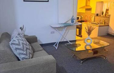 1 Bedroom Flat Available - Foto 1