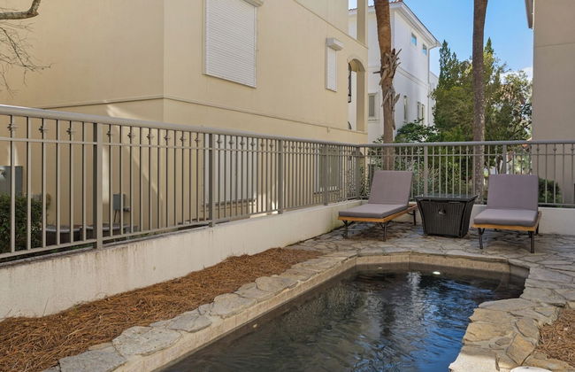 4BR Home, Private Pool, Steps From Beach, Minutes to Top Attractions - Foto 52