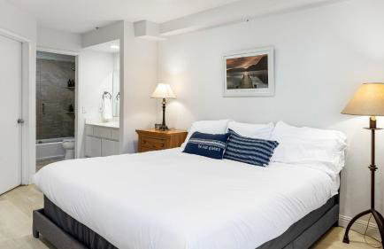 Walk to Beach Pool Hot Tub Private Patio Parking Seabreeze Retreat - Foto 19