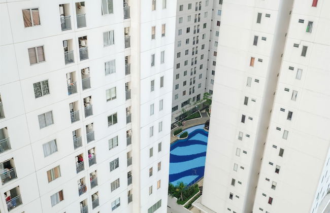 New & Clean Bassura City Apartment - Foto 32