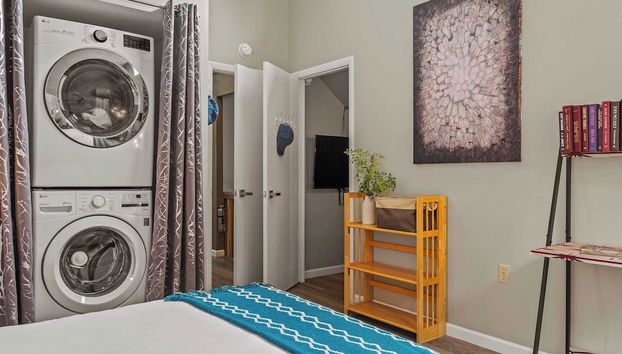 Inn the Poconos by Avantstay Private Lake Access Enclosed Hot Tub - Foto 5, Habitación