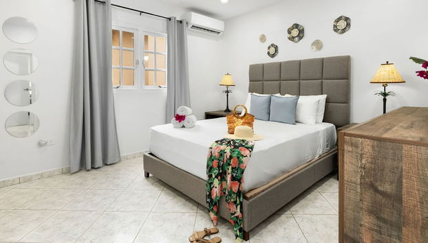 Cozy 3BR Town Home in Gated Community Palm Beach - Foto 4, Habitación