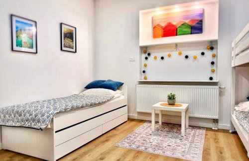 MODERN VILLA & PRIVATE GARDEN in Warsaw - Fully Renovated 2025 - Foto 6