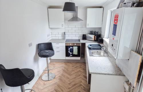 Comfortable 4BR Home Near Swansea Centre - Foto 7