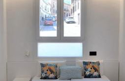 The White House Toledo - Photo 24