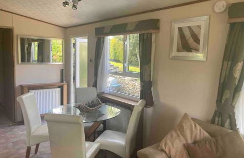 2 bedroom chalet in Chwilog on the Llyn Peninsula - Photo 4