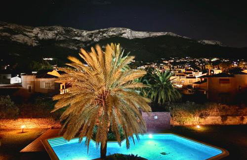 Hoteltype Penthouse 2 Beds, Parking, WIFI & pool Stunning Views - Foto 16