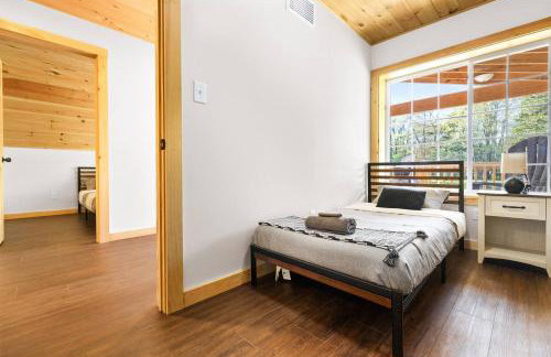 The A-mazing Creekside Escape - Foto 32